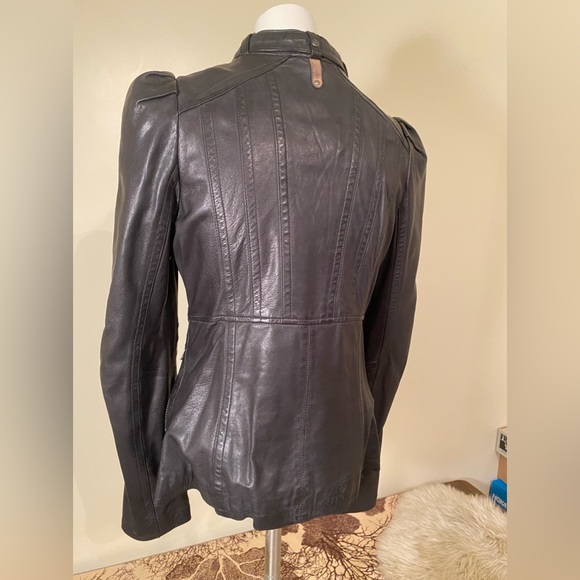 Mackage Becca Leather Jacket size M in EUC - Picture 11 of 16